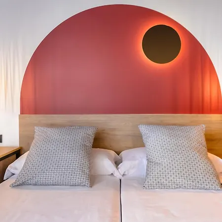 Hotel Vibra District - Adults Only San Antonio (Ibiza)