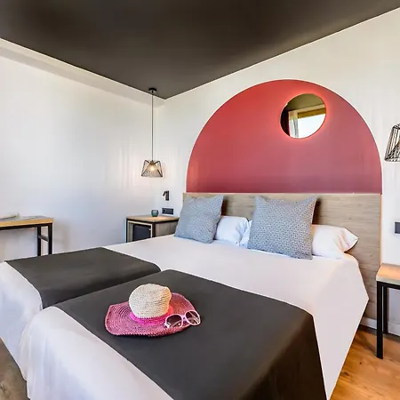 Vibra District - Adults Only Hotel