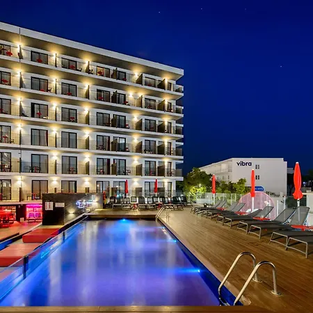 فندق بيسس - للكبار فقط 4*